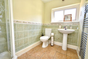Photo 15- click for photo gallery